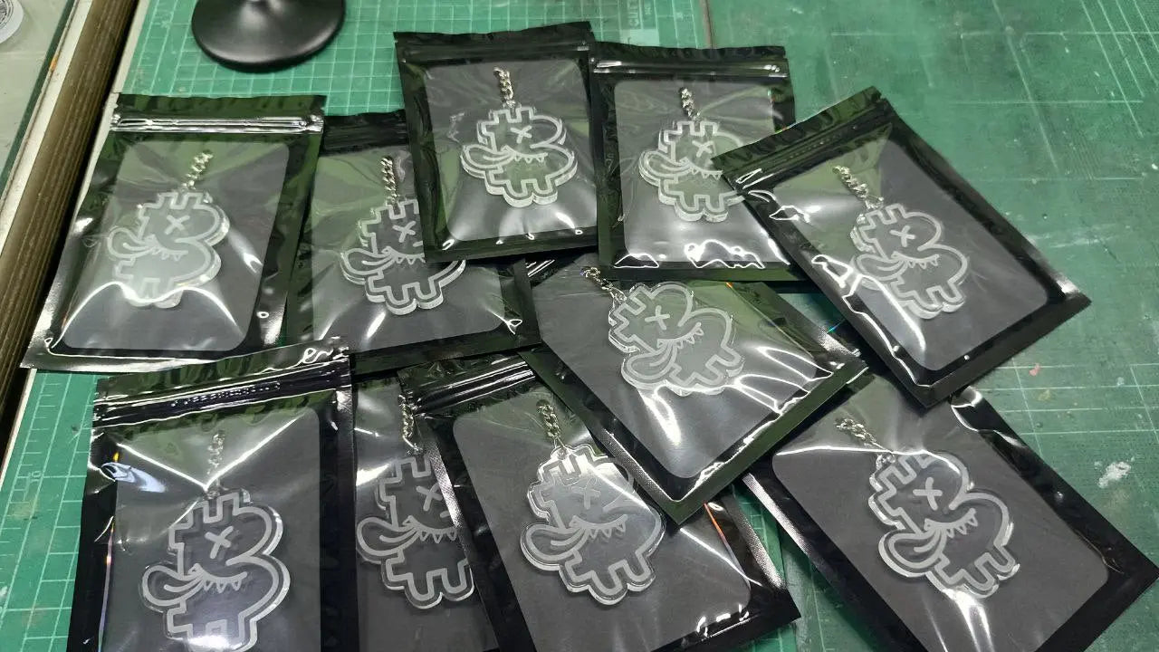 Bitcoin B Keychain - By BitPopArt Store of Value