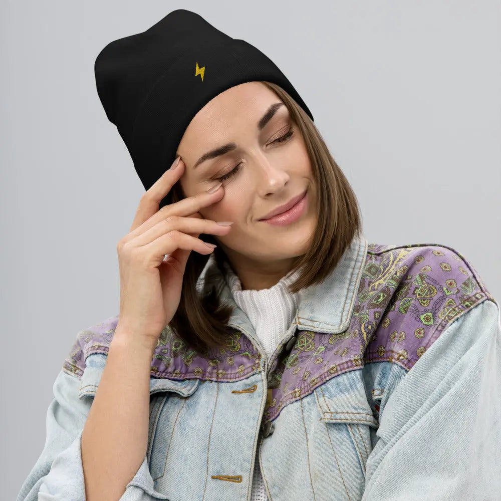 bitcoin beanie - lightning symbol - gold embroidery - front view on model - black