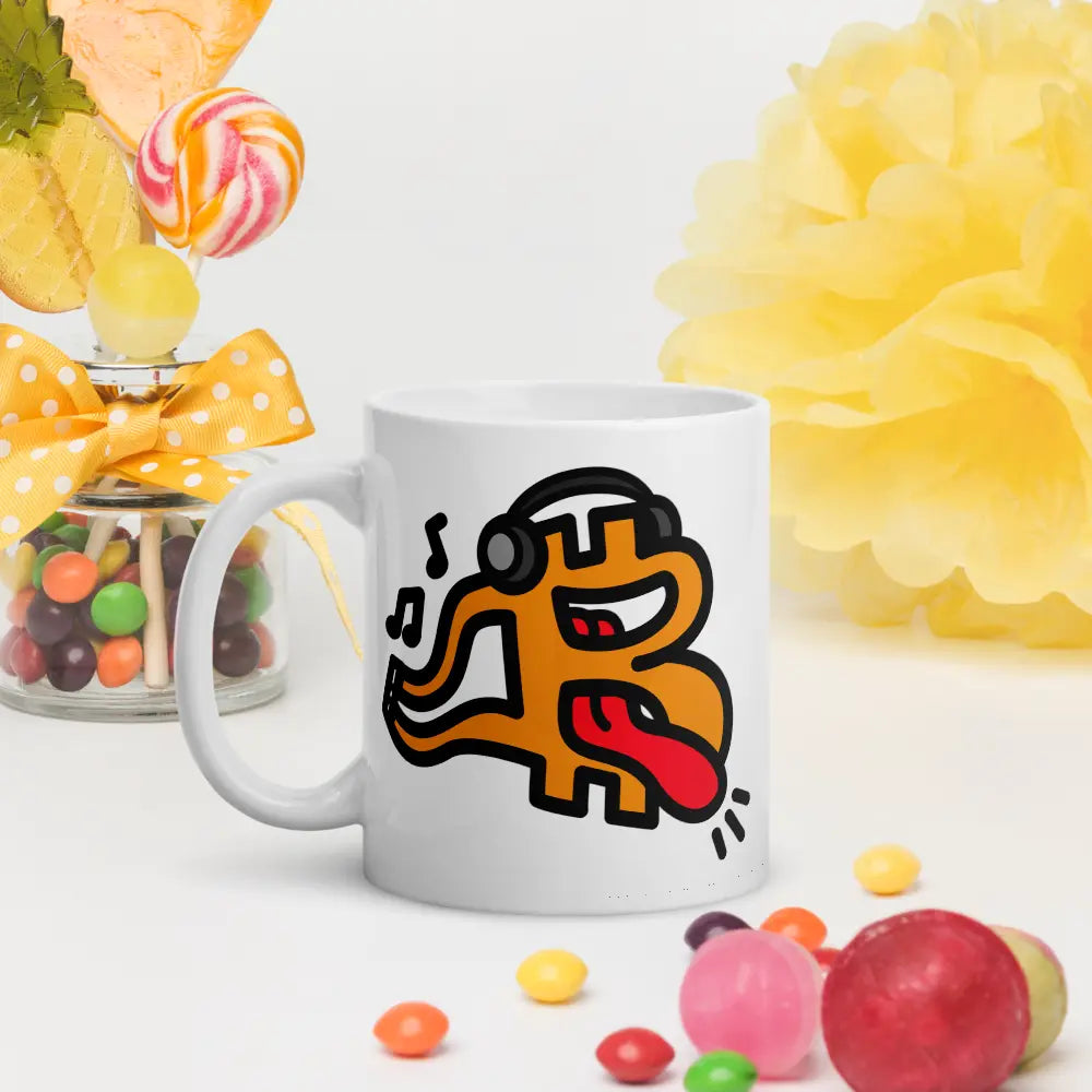 bitcoin mug - be music design - lifestyle - mug and sweets setting