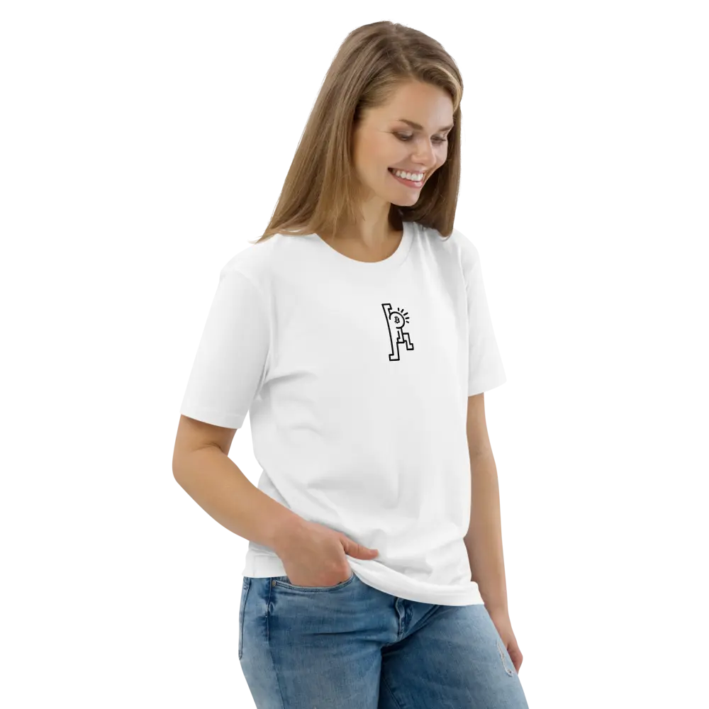 bitcoin tee - bitcoin pop freedom - model view
